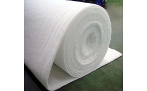 Sintepons, bl.150g/m², pl.150cm, ruļļa izmērs 1,50 m x 50 m (75 m2). Cena par m2 - EUR 1,20