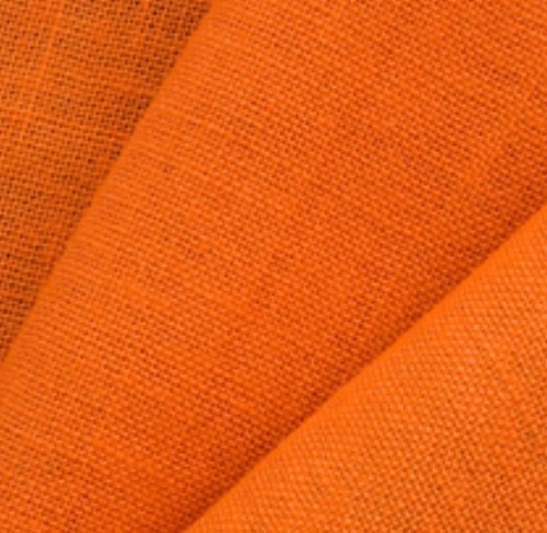 Džutas audums, Nr.64. Bl.280 g/m². Pl.145 cm. Oranžā krāsā. Cena norādīta par tekošo metru ar PVN (21%)